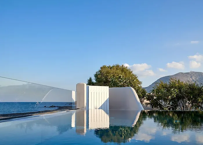 Incognito Santorini فيلة