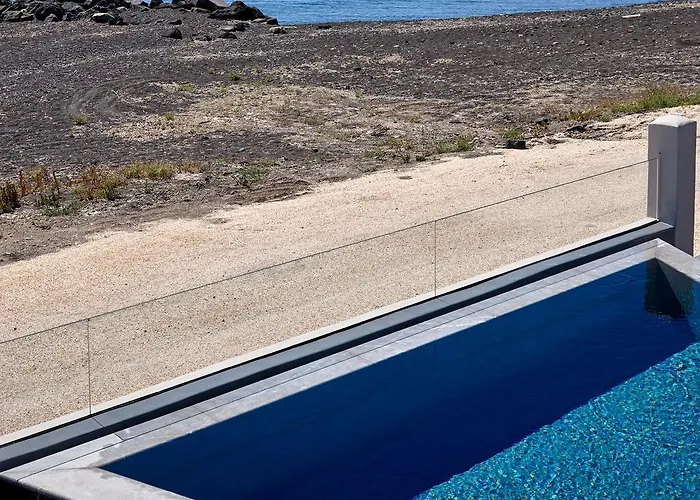 فيلة Incognito Santorini