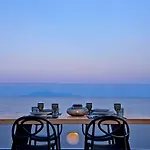 Incognito Santorini Villa *