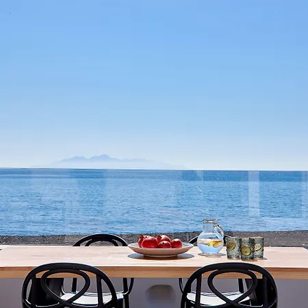 Incognito Santorini * Kamári