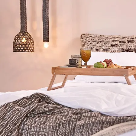 Incognito Santorini Villa