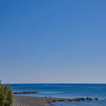 Incognito Santorini Kamári