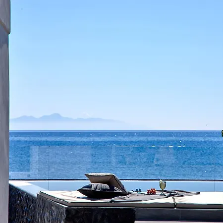 Incognito Santorini Камари