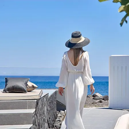 Incognito Santorini Villa