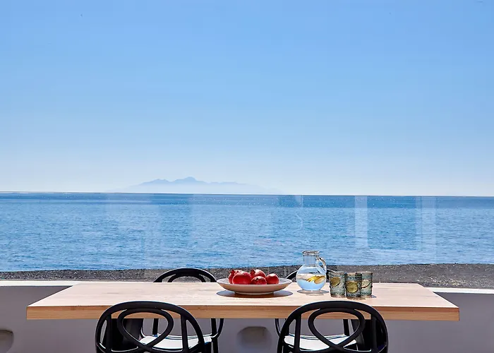 Incognito Santorini * Kamári