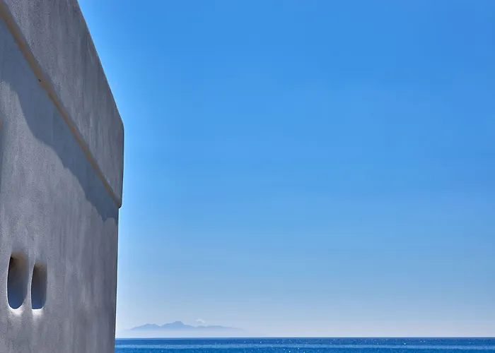 Incognito Santorini * Камари