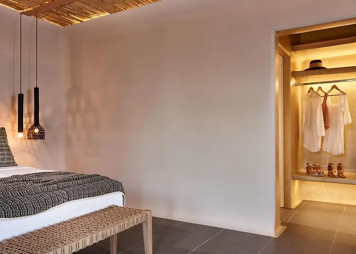 Incognito Santorini * Камари