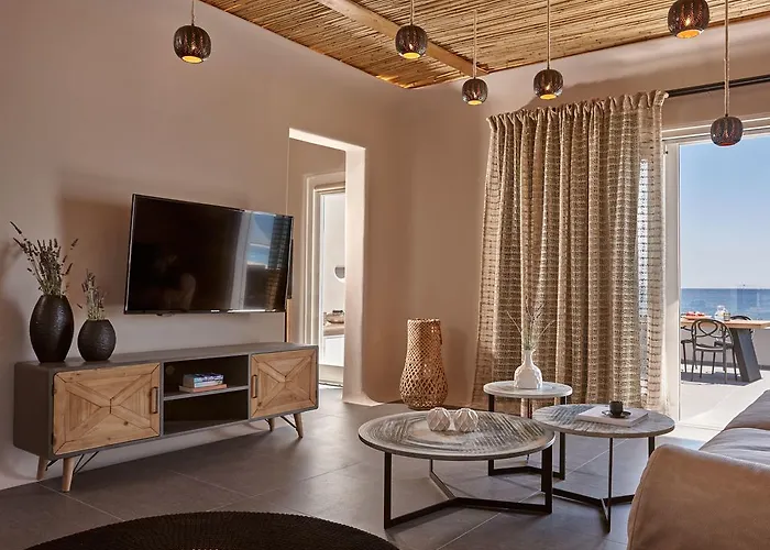 Incognito Santorini Villa Kamári