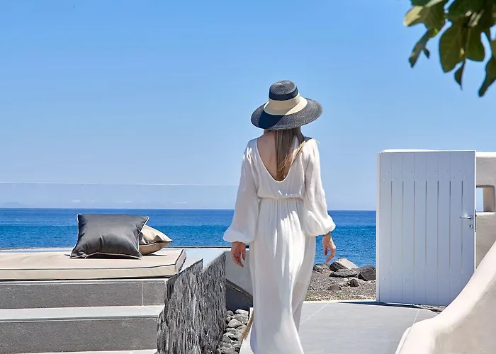 Incognito Santorini Villa