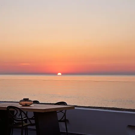 Incognito Santorini * Kamári