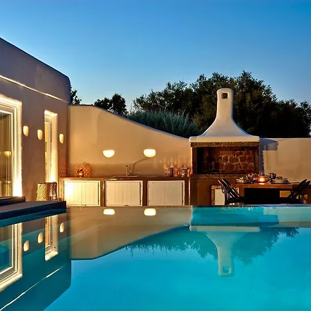 Incognito Santorini Villa Kamári