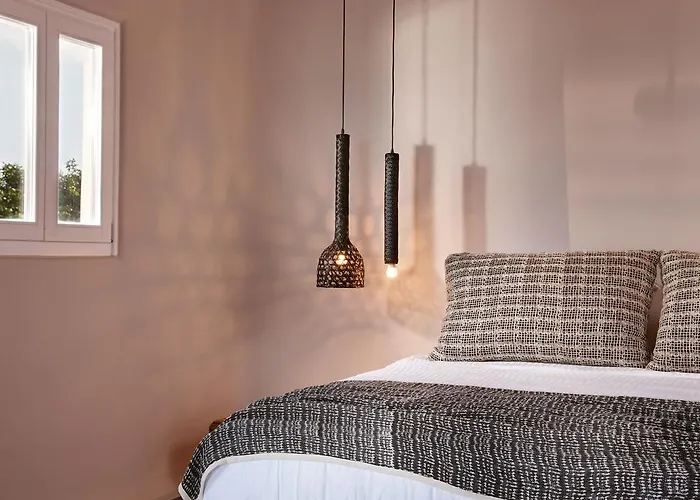 Incognito Santorini Villa *